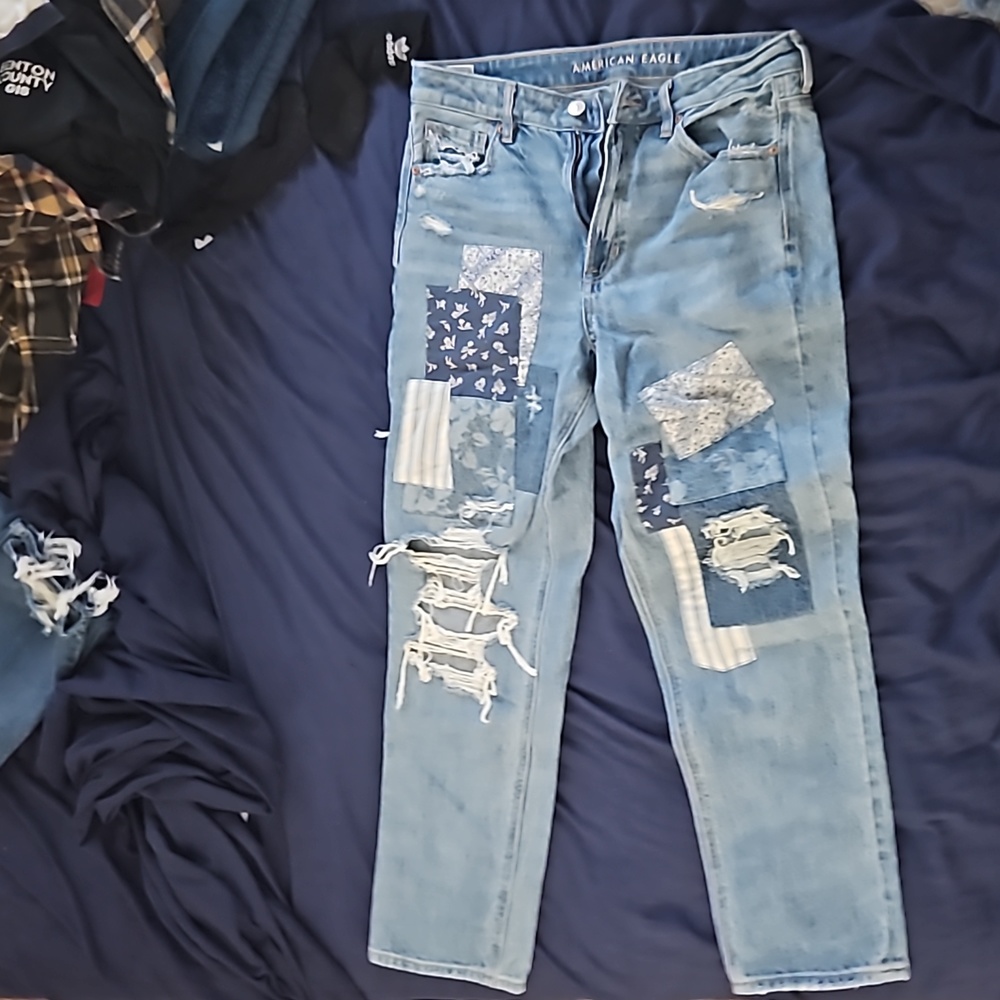 American Eagle Mom Straight Jean Regular Size 6